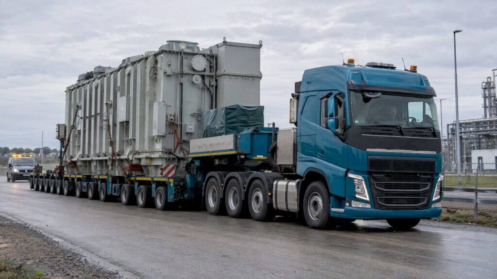 Transformer secured for project cargo transport