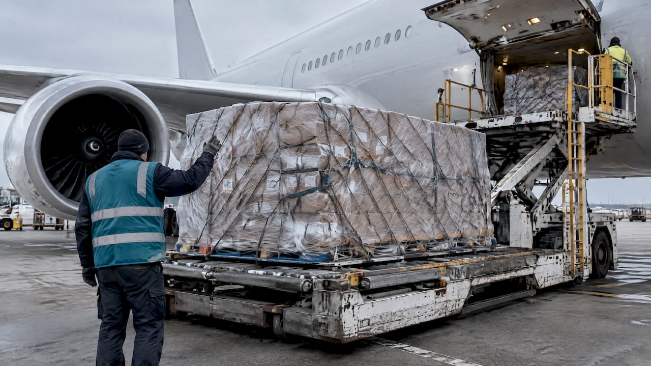 Air freight pallet loaded onto aircraft